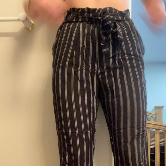 Pin striped dress pants - Picture 2 of 3